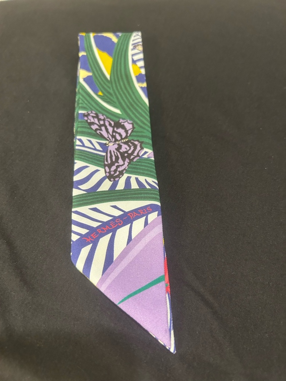 Hermès Purple Green Yellow Printed Silk Twilly with Butterfly Motif - Picture 5 of 16